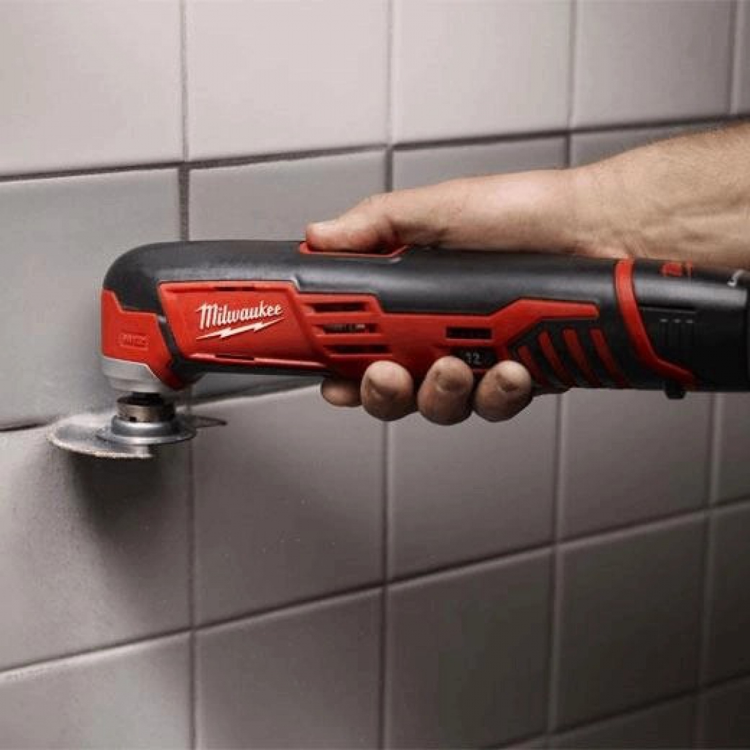 MILWAUKEE MILWAUKEE M12 Oscillating Multi Tool (Only) MILWAUKEE MILWAUKEE M12 Oscillating Multi Tool (Only)
